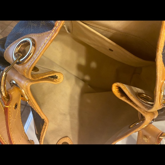 SOLD !!DISCONTINUED ✨✨Louis Vuitton Hobo Galliera PM - Picture 13 of 17